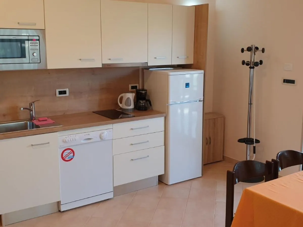 Apartment Jf Rezine Lovran Chorvatsko
